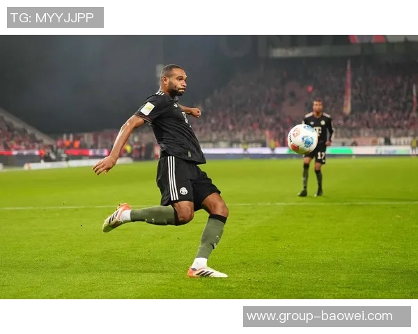 姆巴佩上演大四喜荣耀时刻官方宣布其为本轮欧冠最佳球员