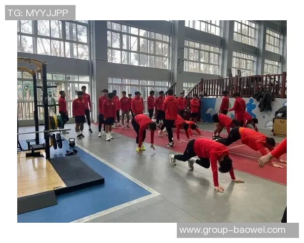 上海海港B队抵达昆明海埂基地开启三周冬训备战新赛季